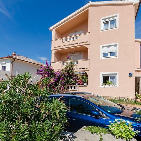 Apartments Jasmin Barbat na Rabu Kültér fotó