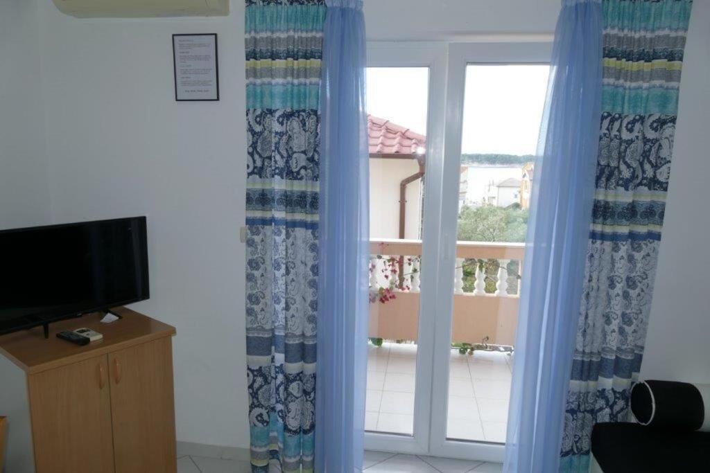 Apartments Jasmin Barbat na Rabu Kültér fotó