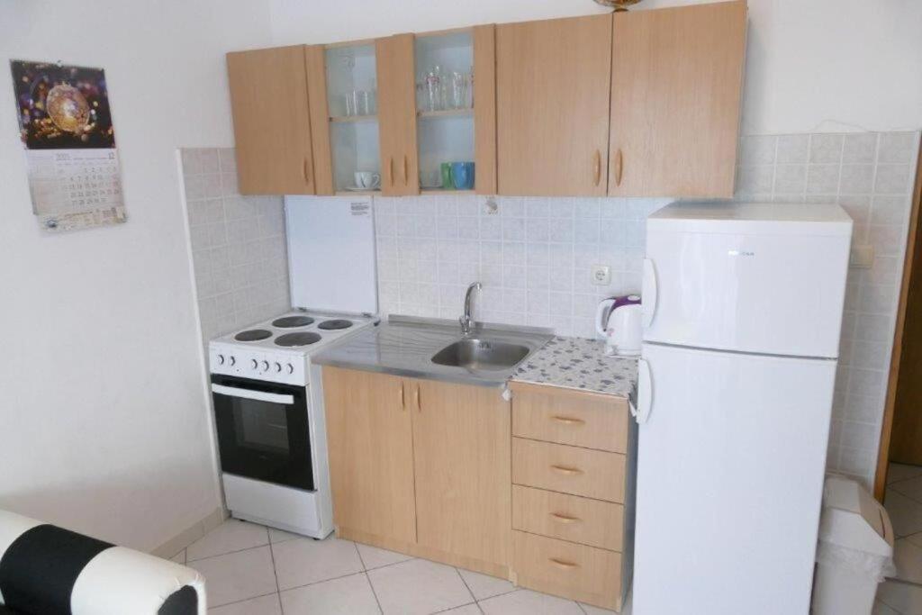 Apartments Jasmin Barbat na Rabu Kültér fotó