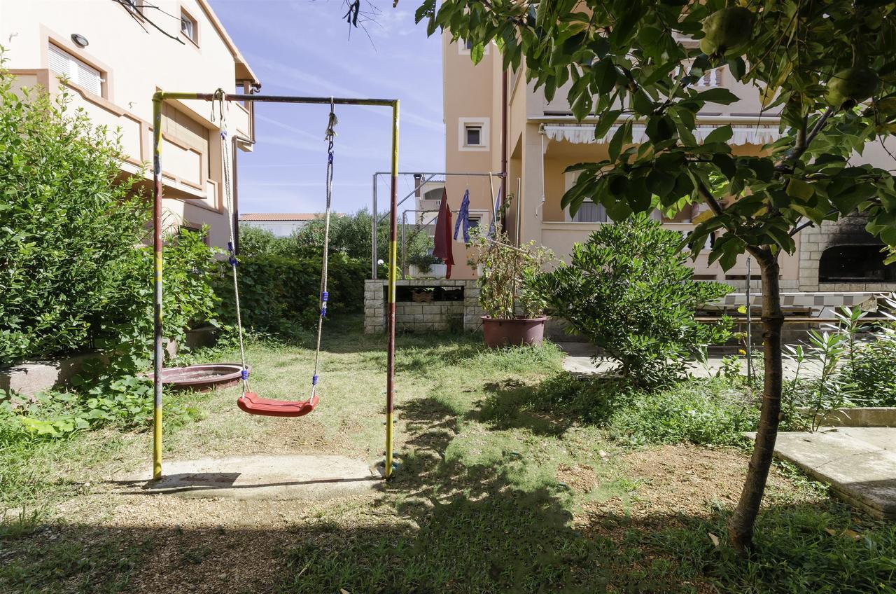 Apartments Jasmin Barbat na Rabu Kültér fotó