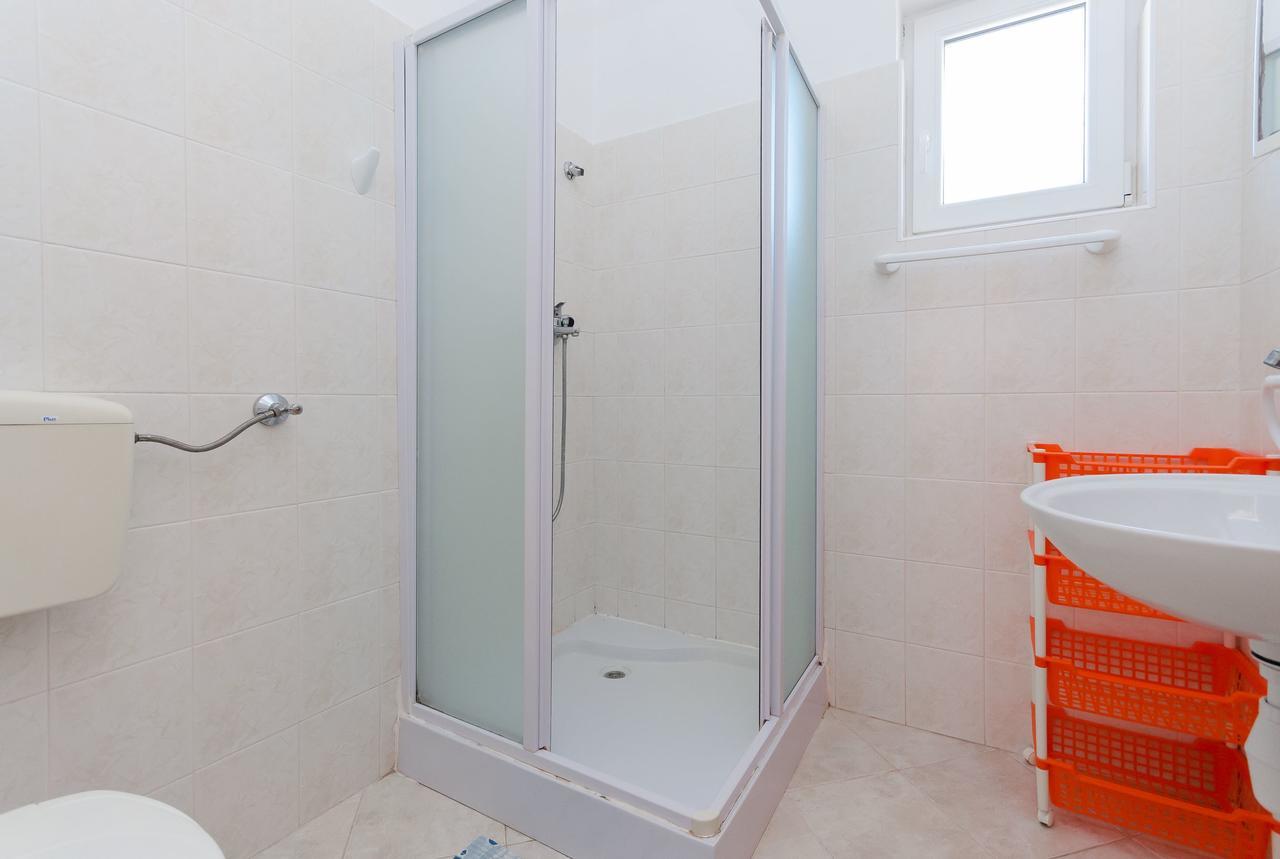 Apartments Jasmin Barbat na Rabu Kültér fotó