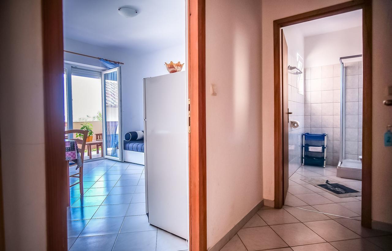 Apartments Jasmin Barbat na Rabu Kültér fotó